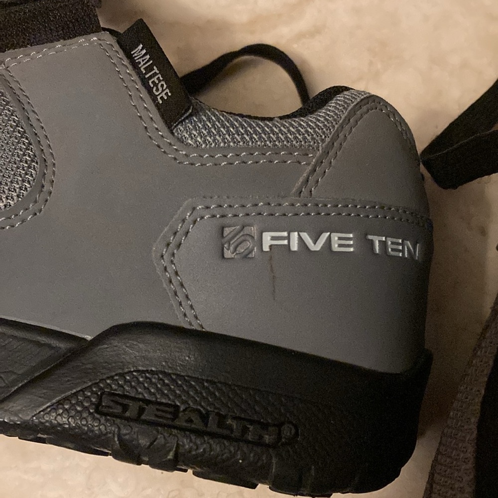 Five Ten Maltese Falcon clipless bicycle shoes US size 9 - Picture 2 of 14